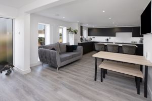 Photo 18- click for photo gallery